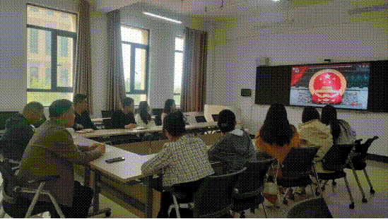 https://www.hwec.edu.cn/__local/B/3E/77/C78CC84875344F98F0D87BE563D_6EA5B0BF_A690F.png