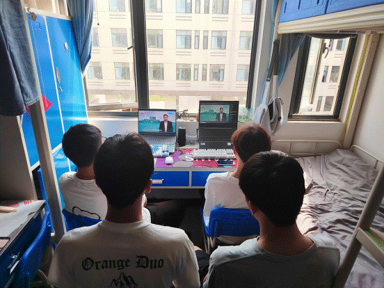 https://www.hwec.edu.cn/__local/3/FF/8D/3CE4F222D3C5991961191BC321E_D63211BB_DFA72.png